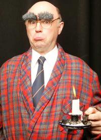 philscottjohnhoward_narrowweb__200x277