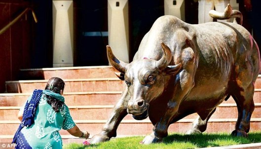 2461635a00000578-2894841-image-a-113_1420241119089