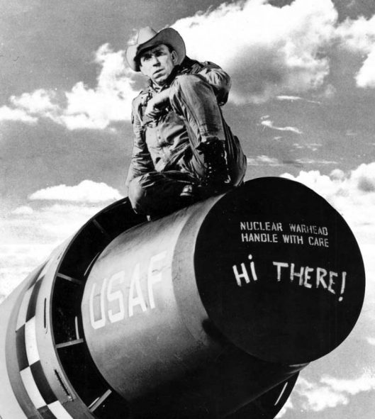 Dr-Strangelove-featured-760x850